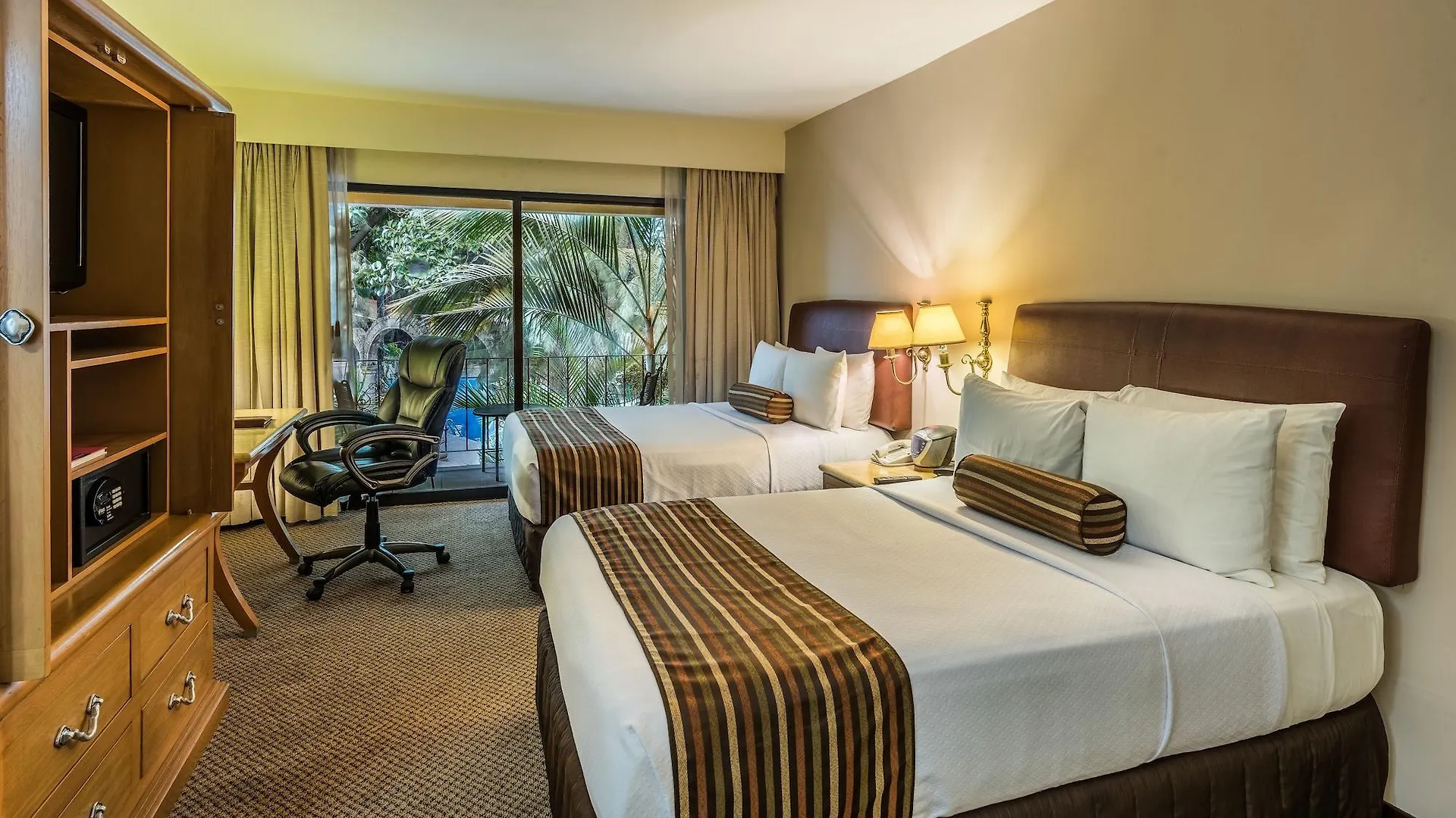 Wyndham Garden Guadalajara Expo Plaza Del Sol Hotel Zapopan